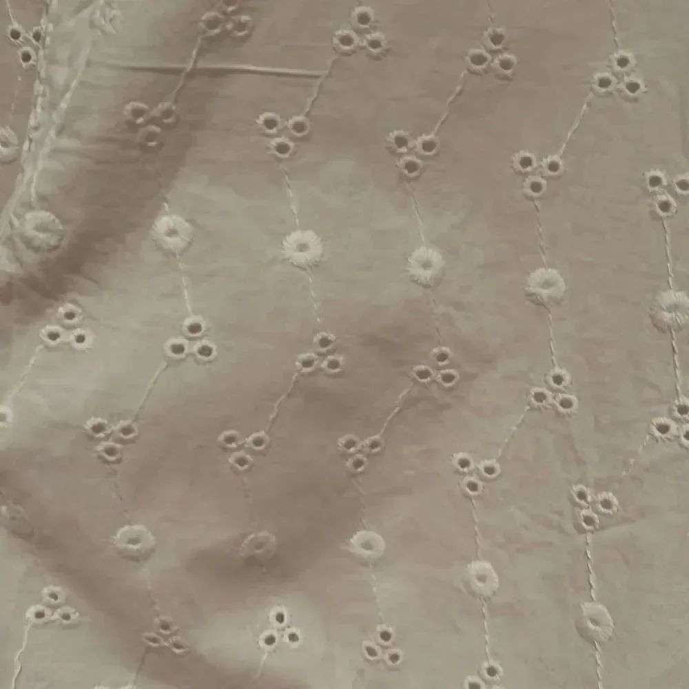 New Direction eyelet top Size L - Picture 3 of 5